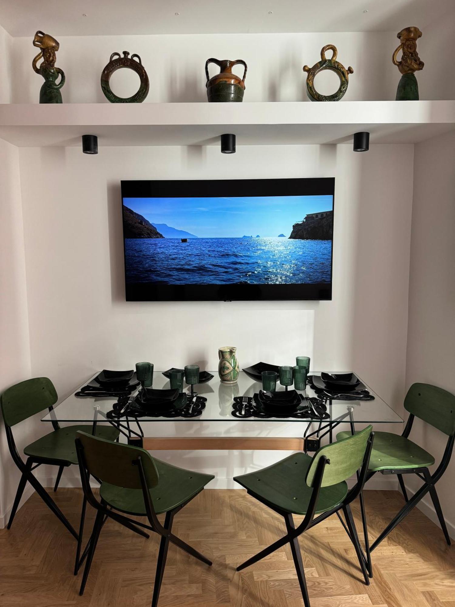 Apartment Alma De Chiaja - Design & *