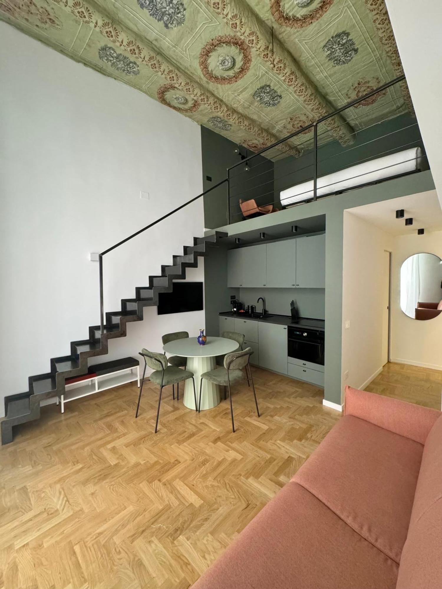 Alma De Chiaja - Design &