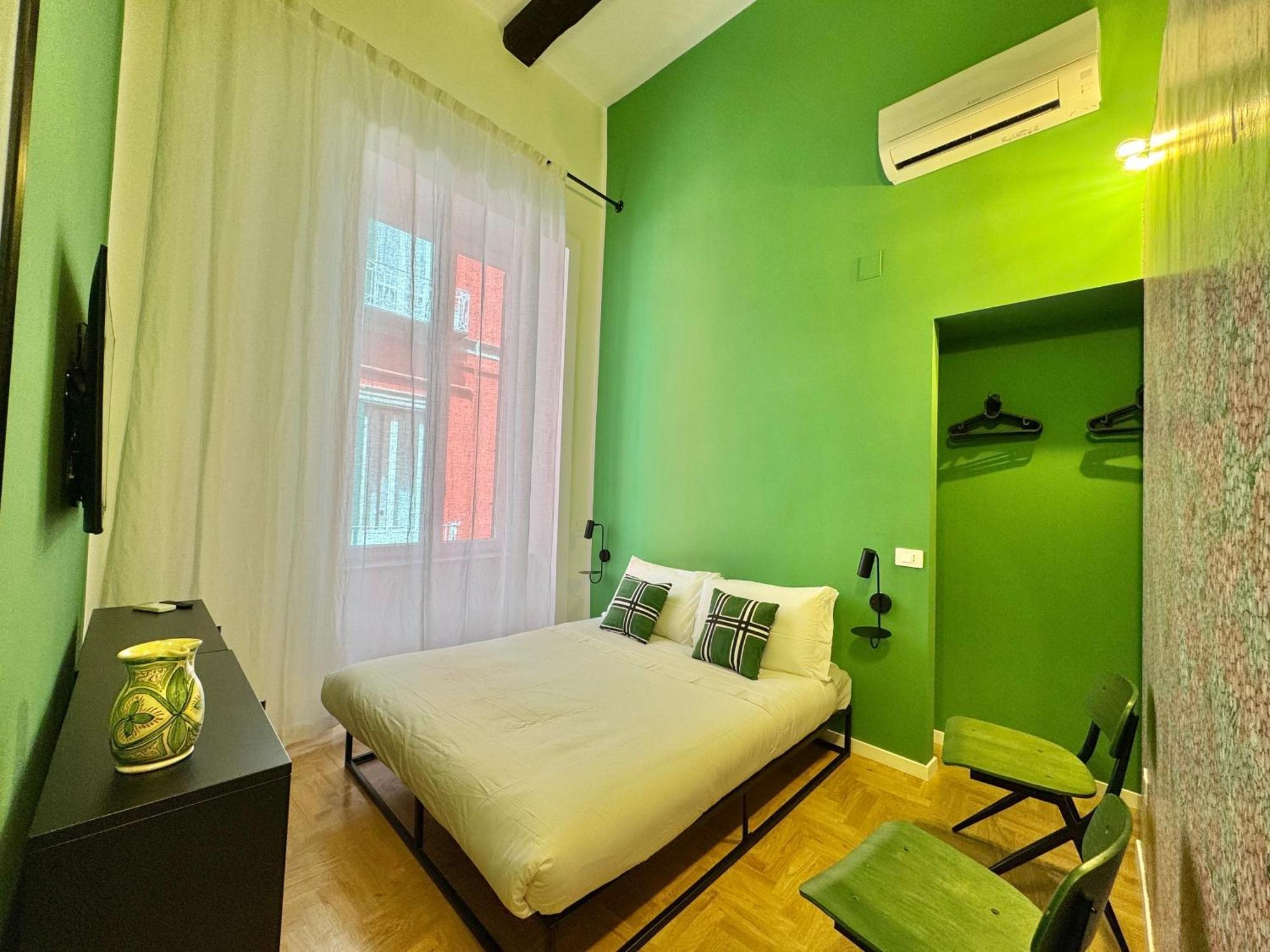 Apartment Alma De Chiaja - Design &