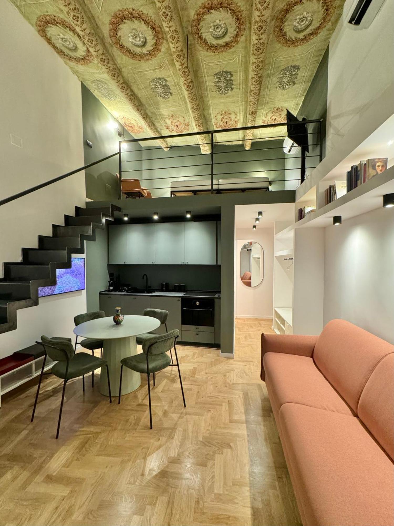 Alma De Chiaja - Design & Naples