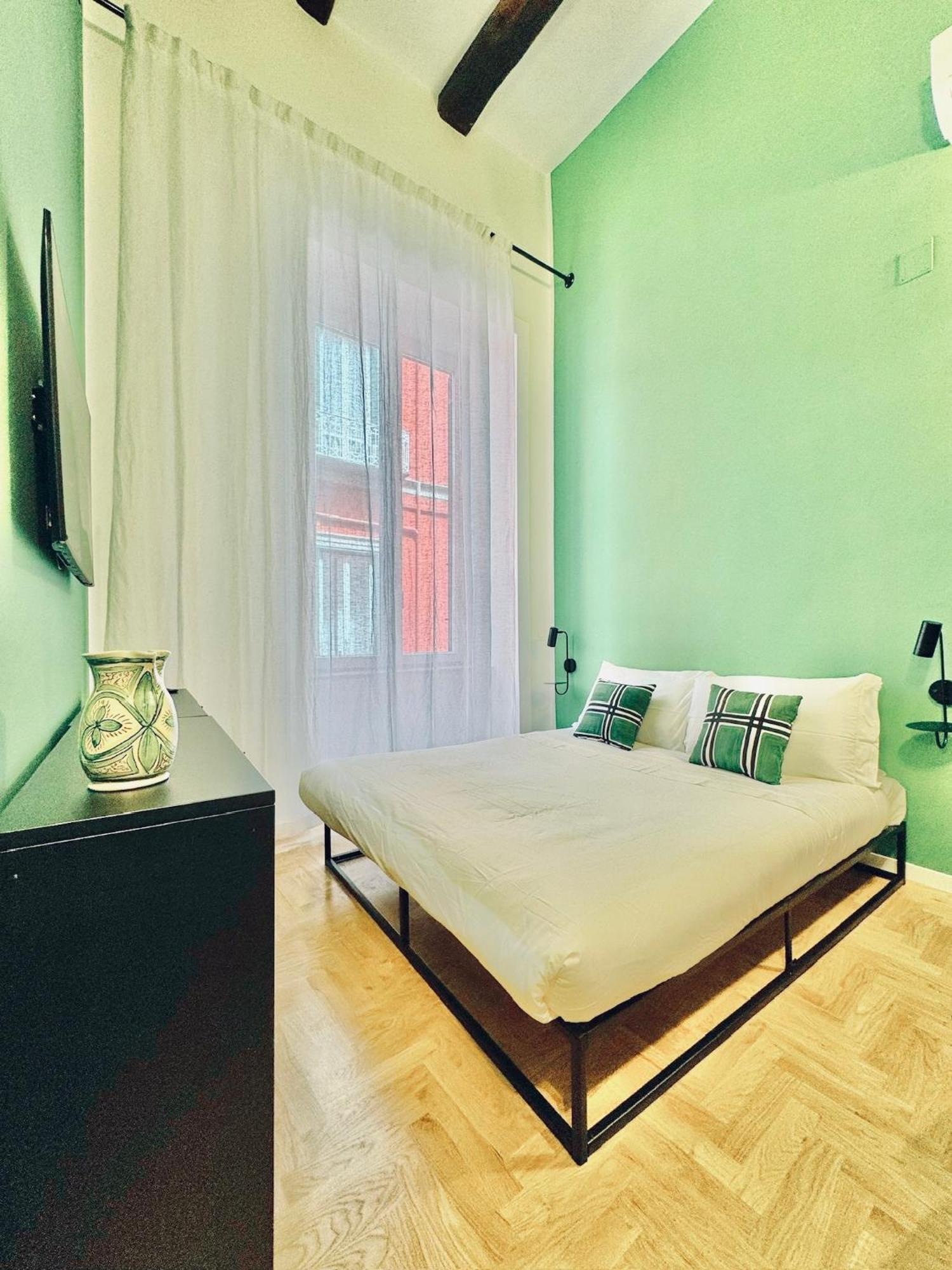 Apartment Alma De Chiaja - Design &