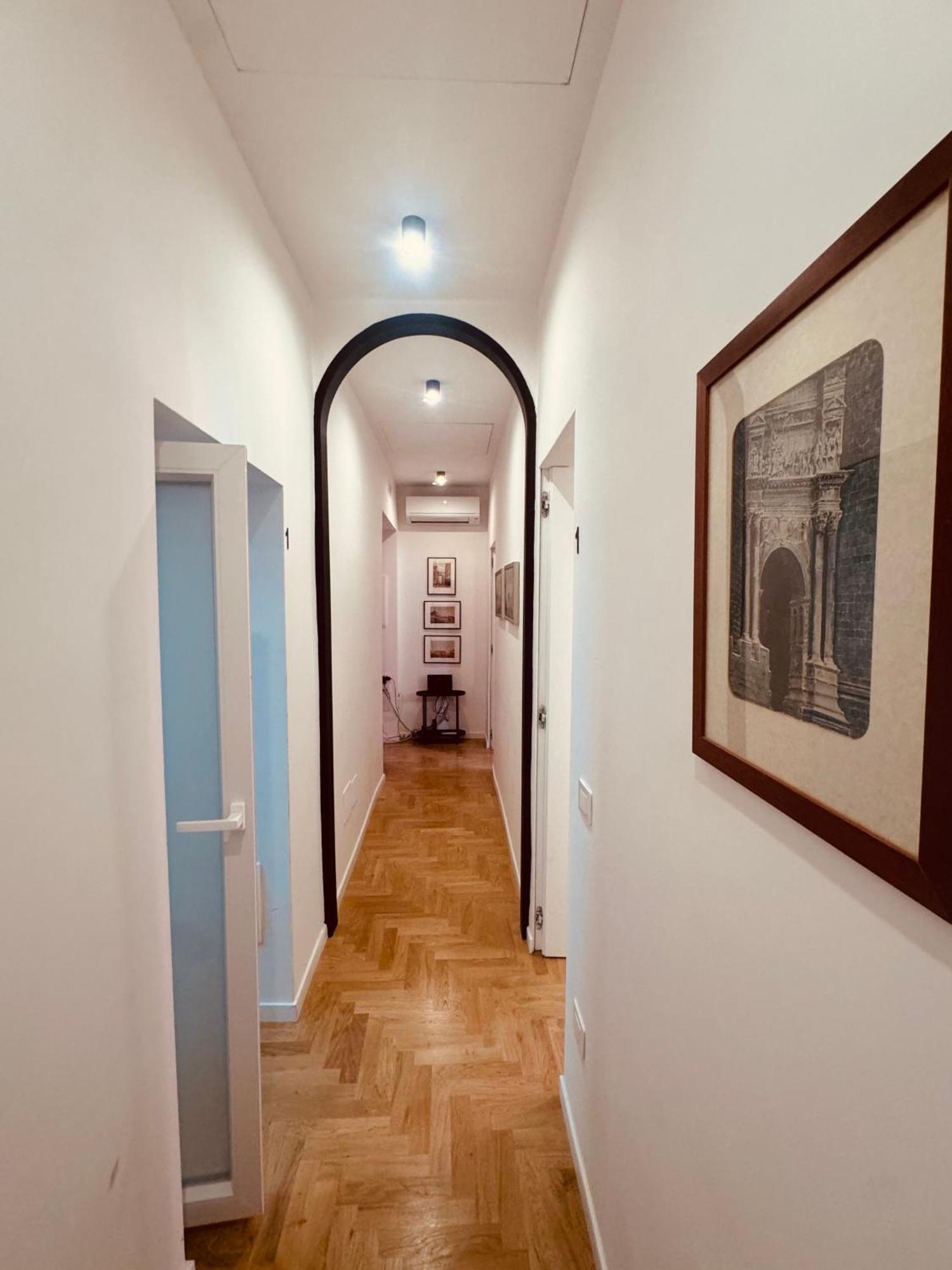 Alma De Chiaja - Design & * Neapel